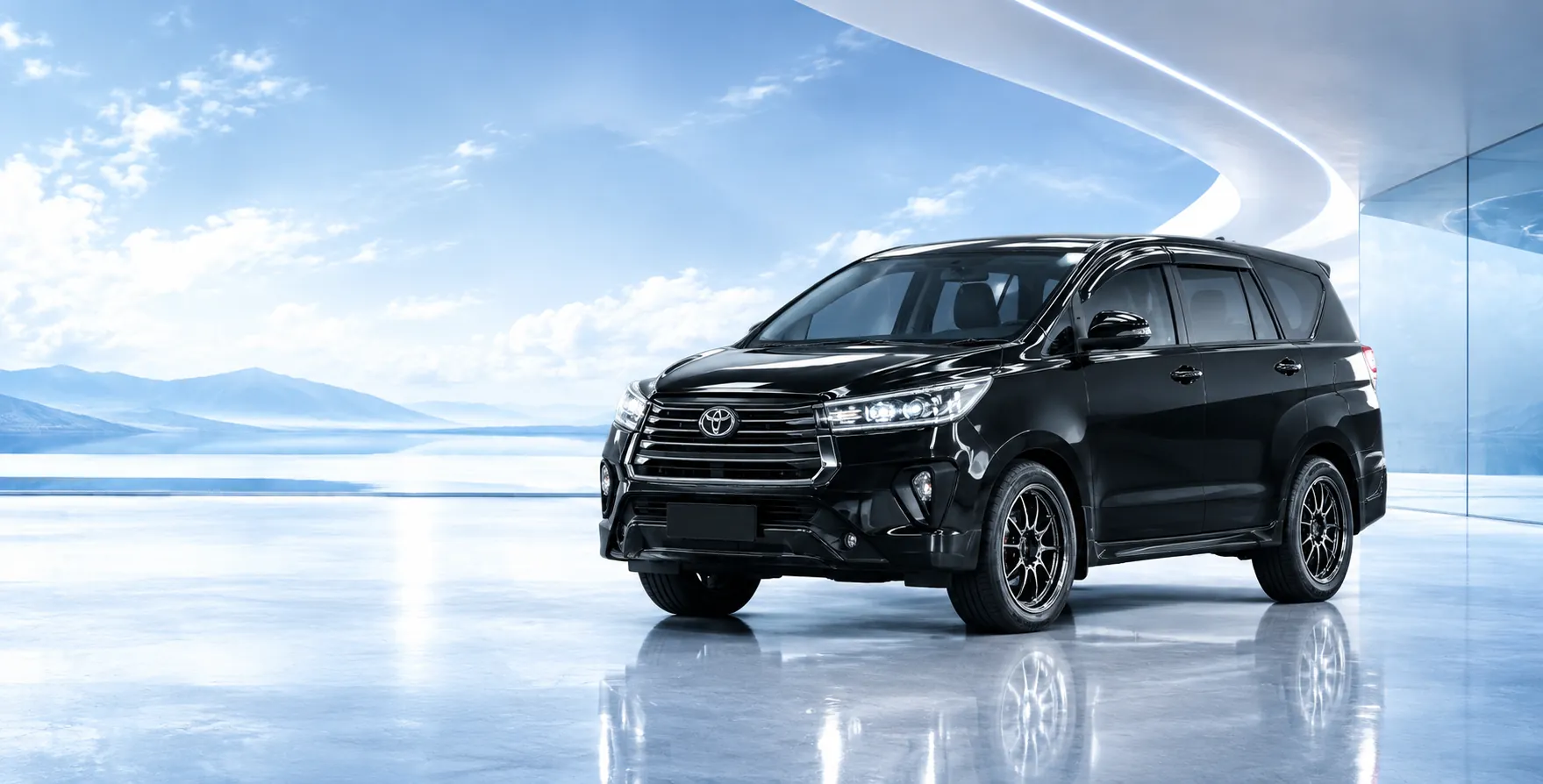Innova Reborn — armada Marees Transwisata