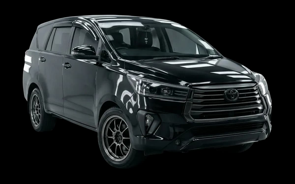 Innova Reborn Diesel — rental Innova Bandung
